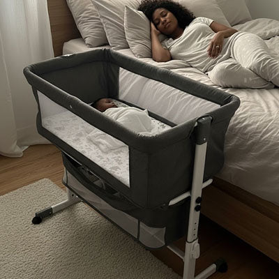 Bebe dormant paisiblement lit bebe cododo