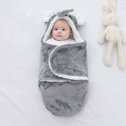 Turbulette-hiver-grise-enroulée-soigneusement-bébé
