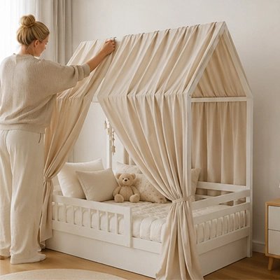 Ciel de lit bebe chair maman attache